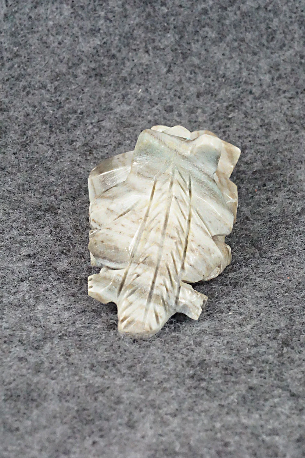 Badger Zuni Fetish Carving - Carl Etsate - Image 3