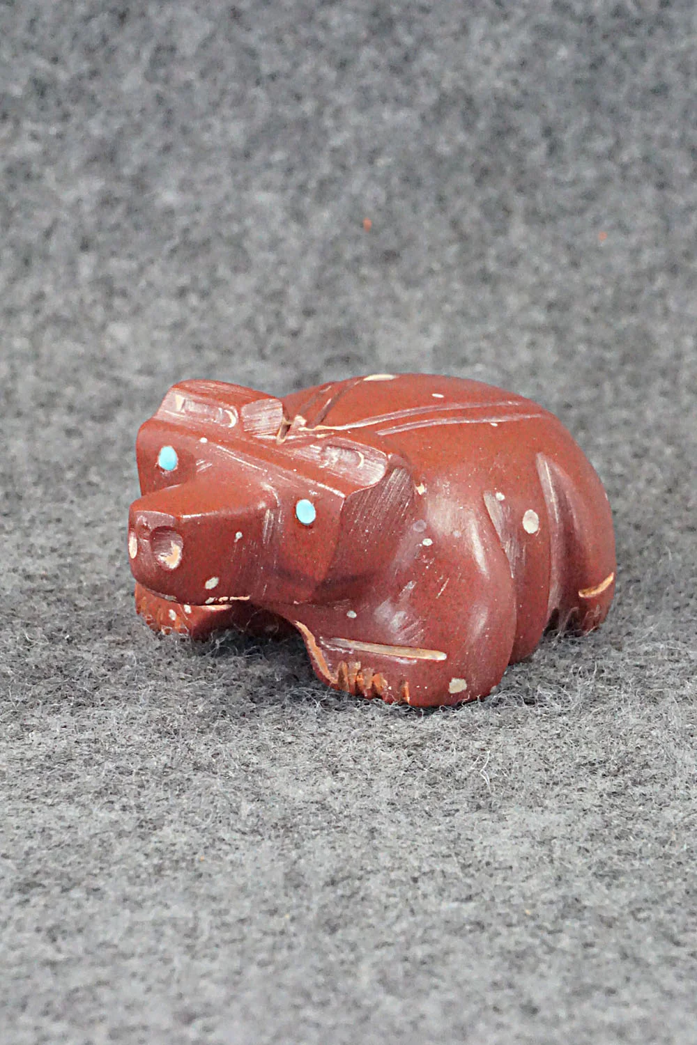 Badger Zuni Fetish Carving - Gilbert Lonjose - Image 5