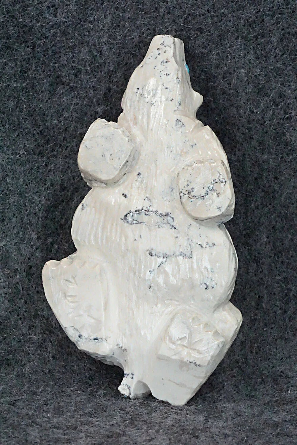 Badger Zuni Fetish - Derrick Kaamasee - Image 7