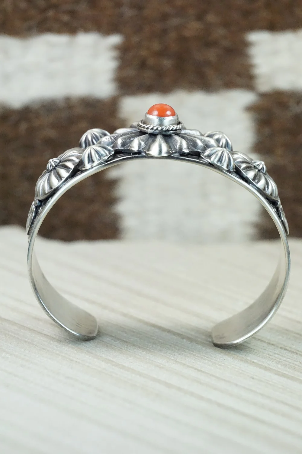 Coral and Sterling Silver Bracelet - Andrew Gordon - Image 10