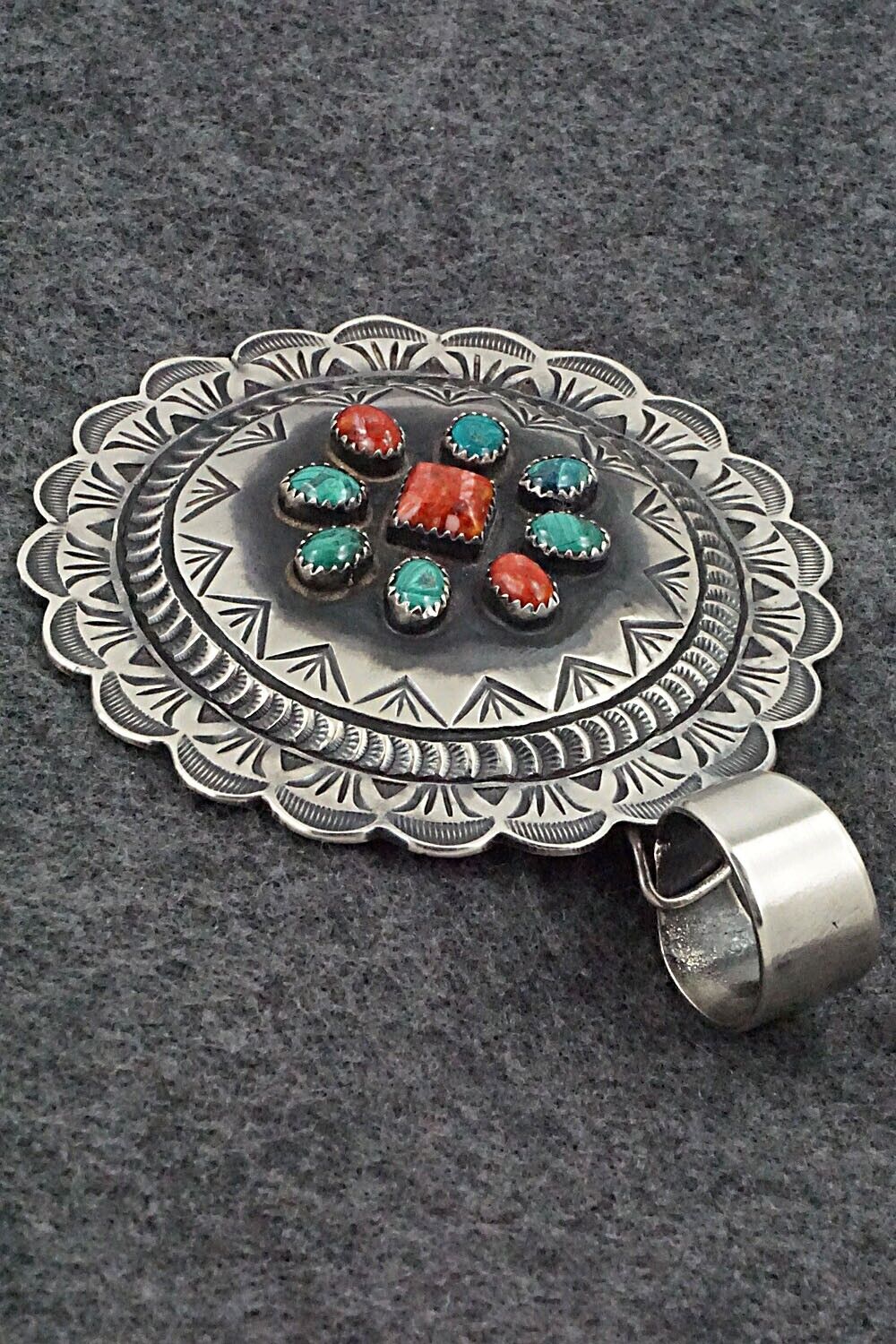 Malachite, Spiny Oyster & Sterling Silver Pendant - Shawn Cayatineto - Image 5