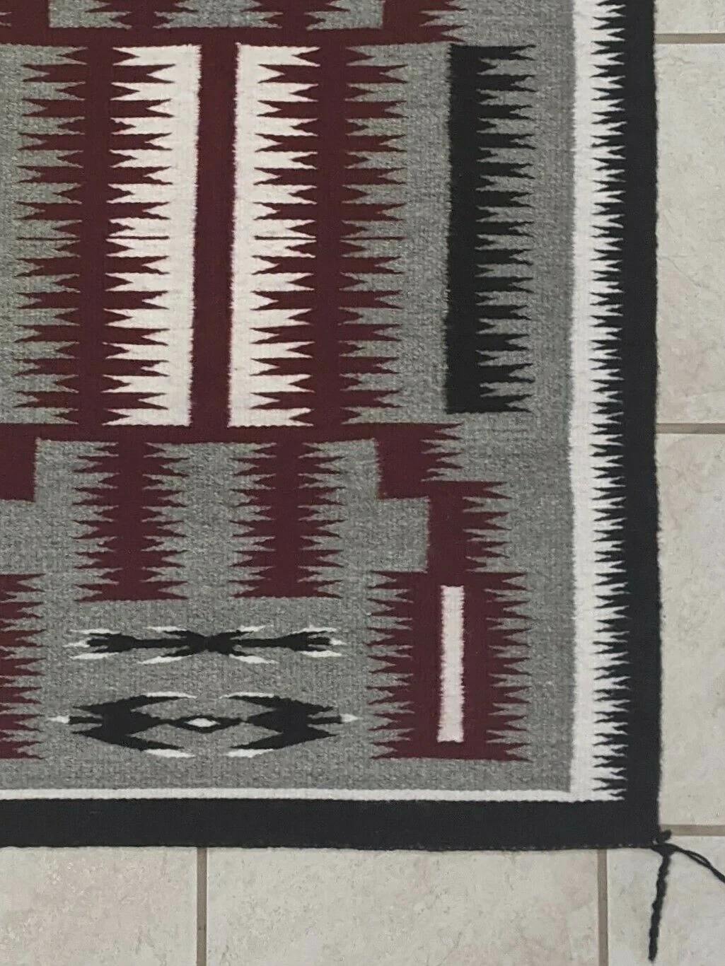 Navajo Handwoven Rug - 37.5in x 27in - Annie T. Jones - Image 5