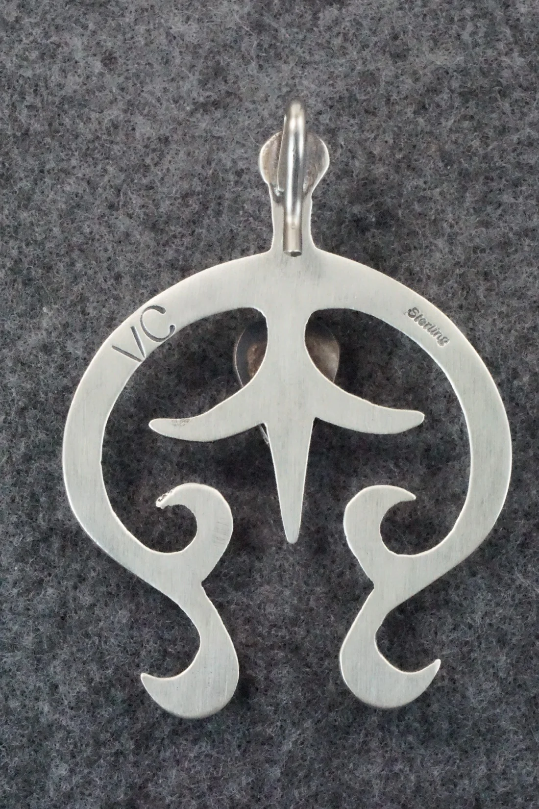 Spiny Oyster and Sterling Silver Pendant - V. Cayatineto - Image 6