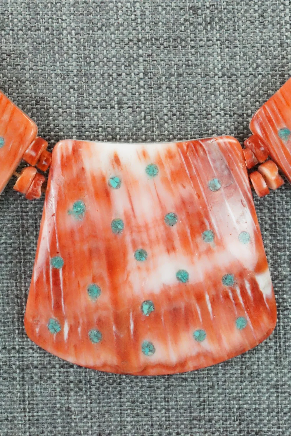 Spiny Oyster and Turquoise Necklace - Joe Garcia - Image 6