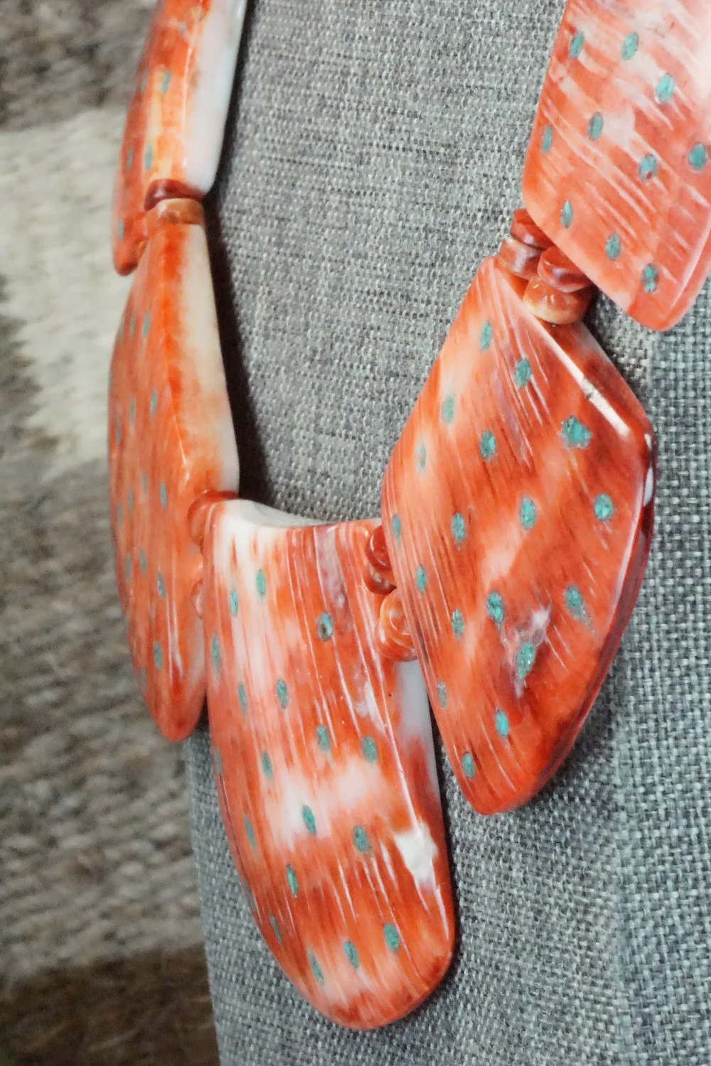 Spiny Oyster and Turquoise Necklace - Joe Garcia - Image 8