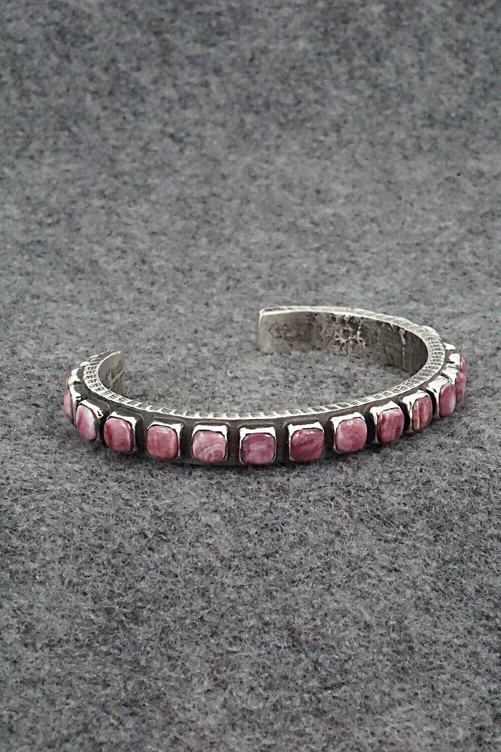 Spiny Oyster & Sterling Silver Bracelet - Ernest Rangel - Image 5