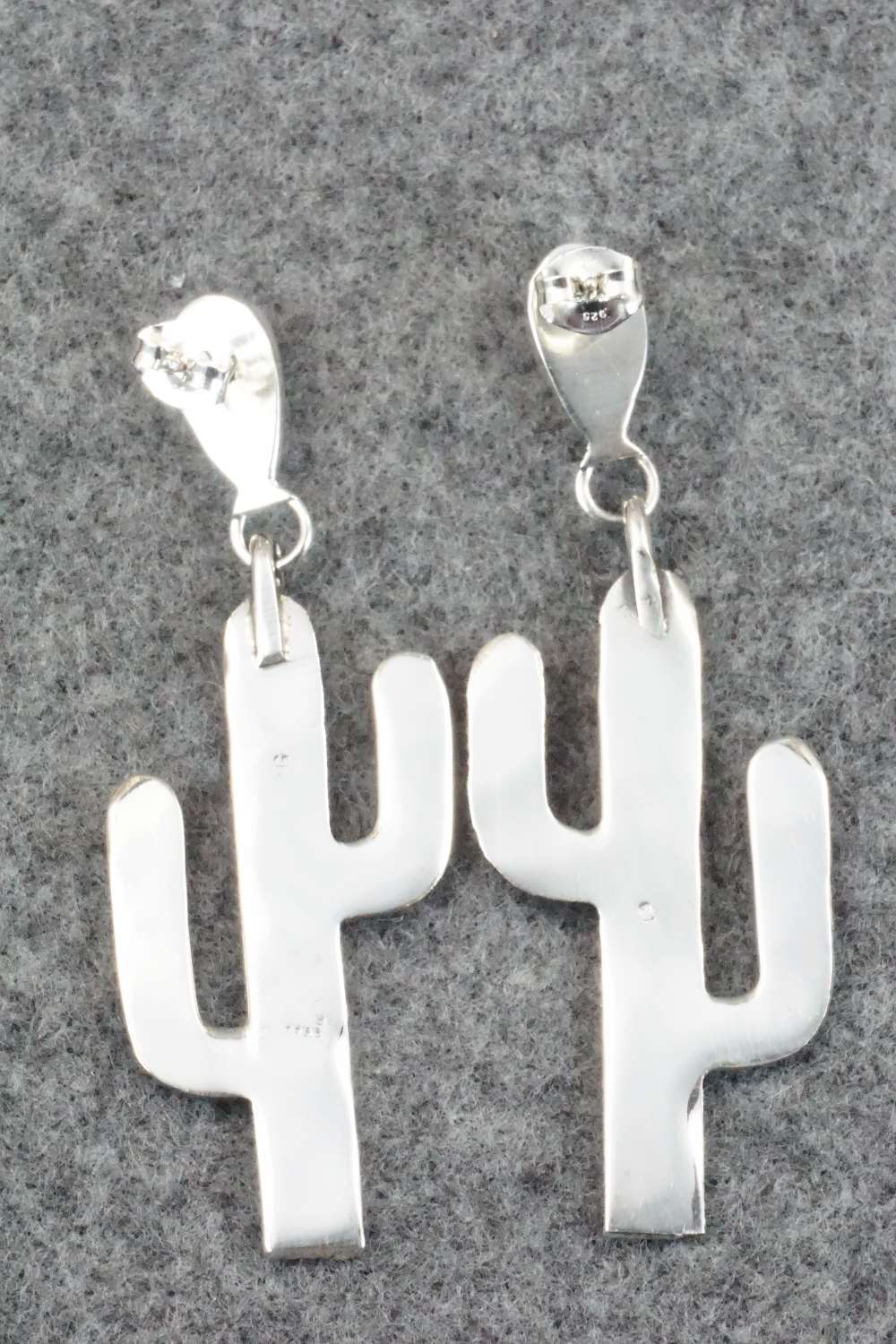 Spiny Oyster & Sterling Silver Earrings - Verley Betone - Image 5