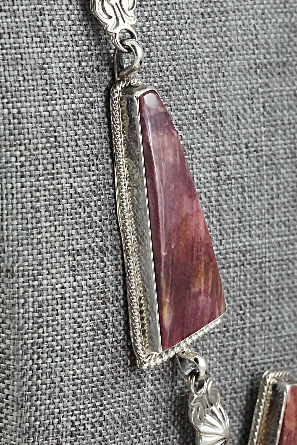 Spiny Oyster & Sterling Silver Necklace and Earrings Set - Annie Spencer - Image 10