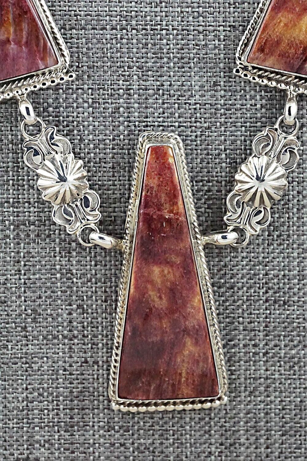 Spiny Oyster & Sterling Silver Necklace and Earrings Set - Annie Spencer - Image 3