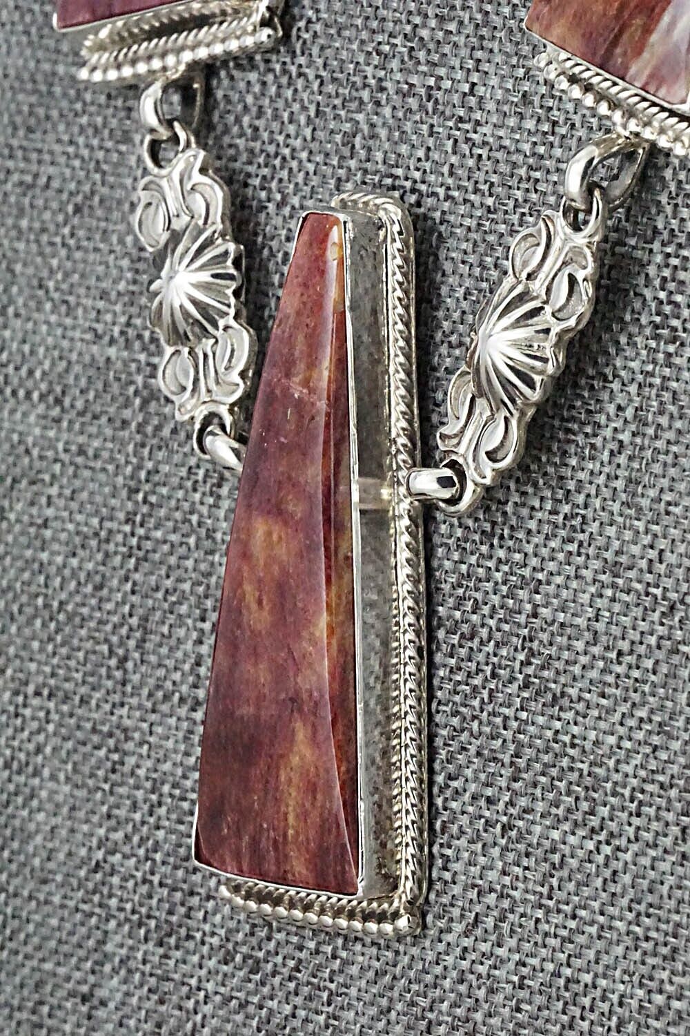 Spiny Oyster & Sterling Silver Necklace and Earrings Set - Annie Spencer - Image 9