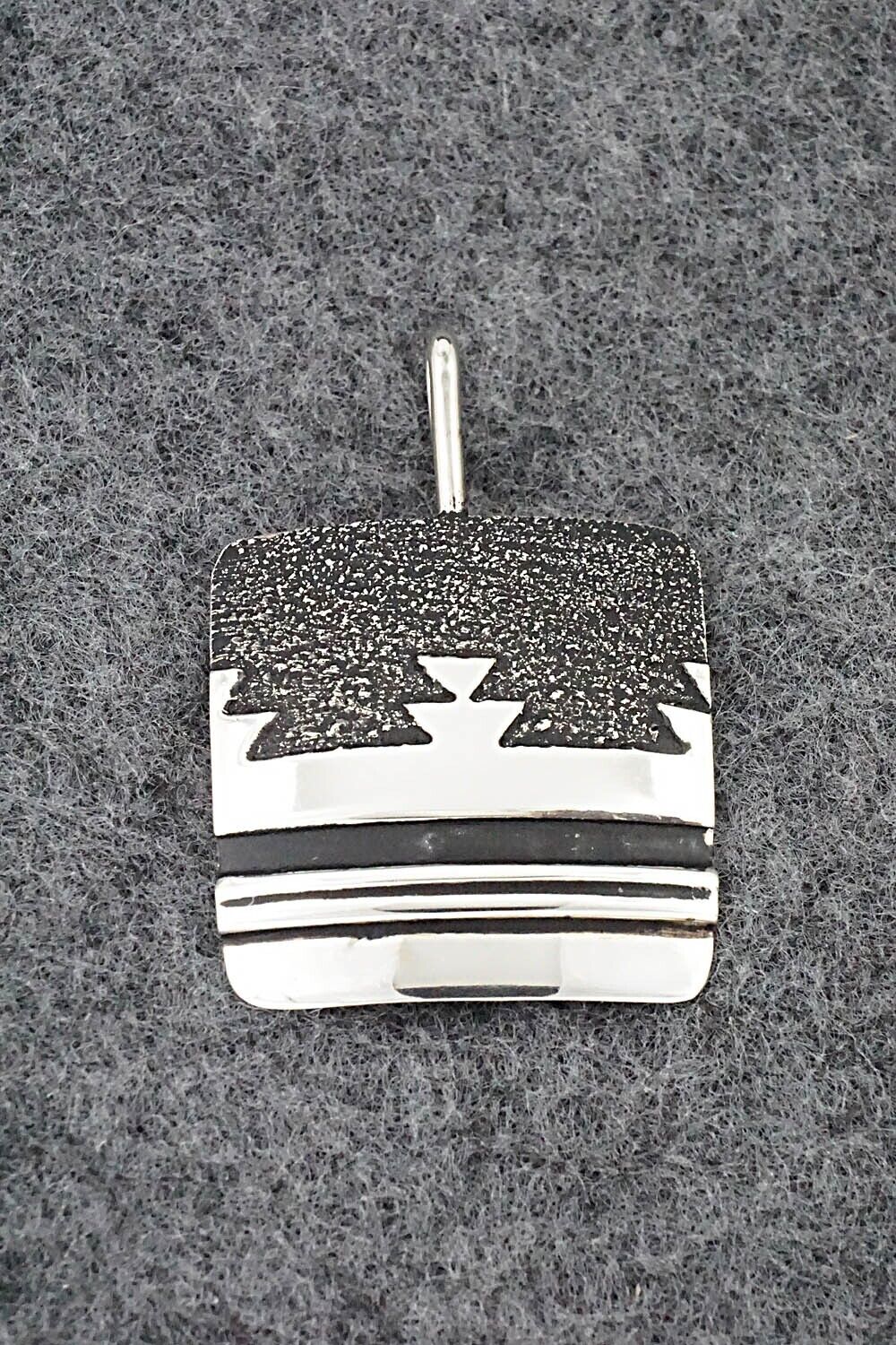 Sterling Silver Pendant - Rosita Singer - Image 7