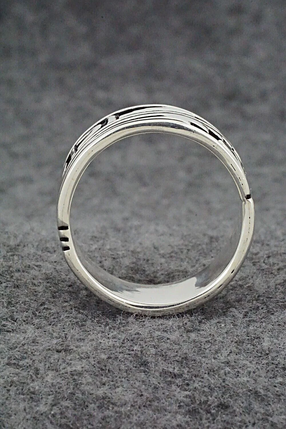 Sterling Silver Ring - Kerry Begay - Size 14.75 - Image 6