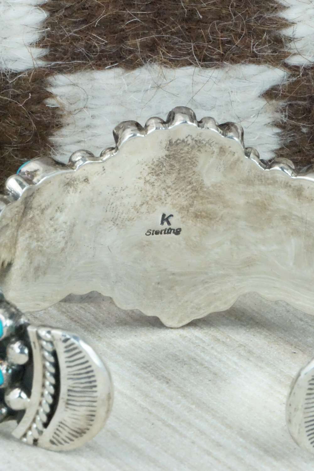 Turquoise and Sterling Silver Bracelet - Kenneth Jones - Image 13