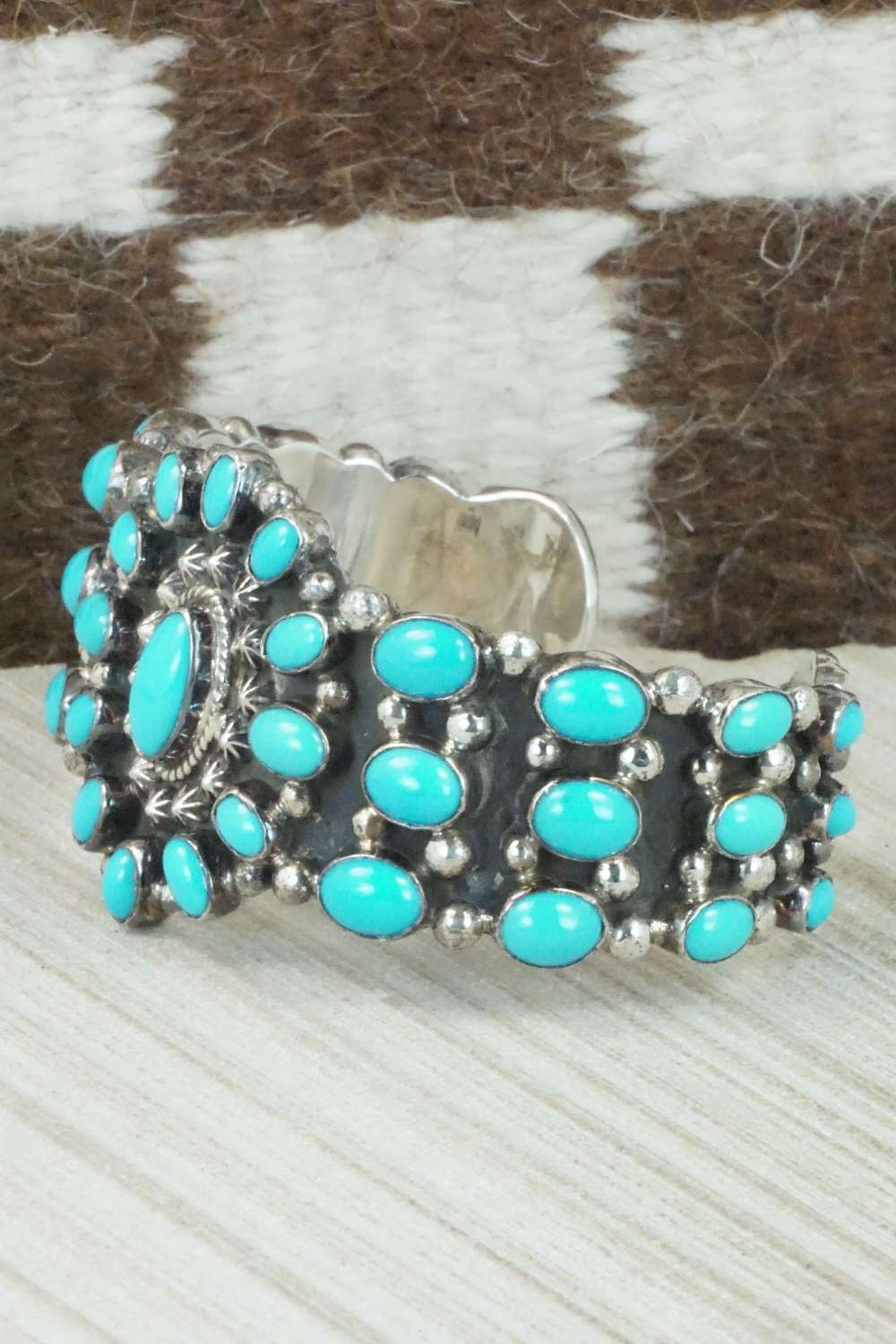 Turquoise and Sterling Silver Bracelet - Kenneth Jones - Image 3