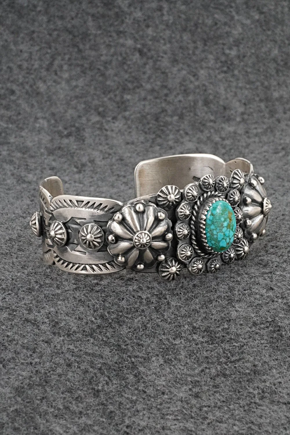 Turquoise & Sterling Silver Bracelet - Andrew Gordon - Image 6