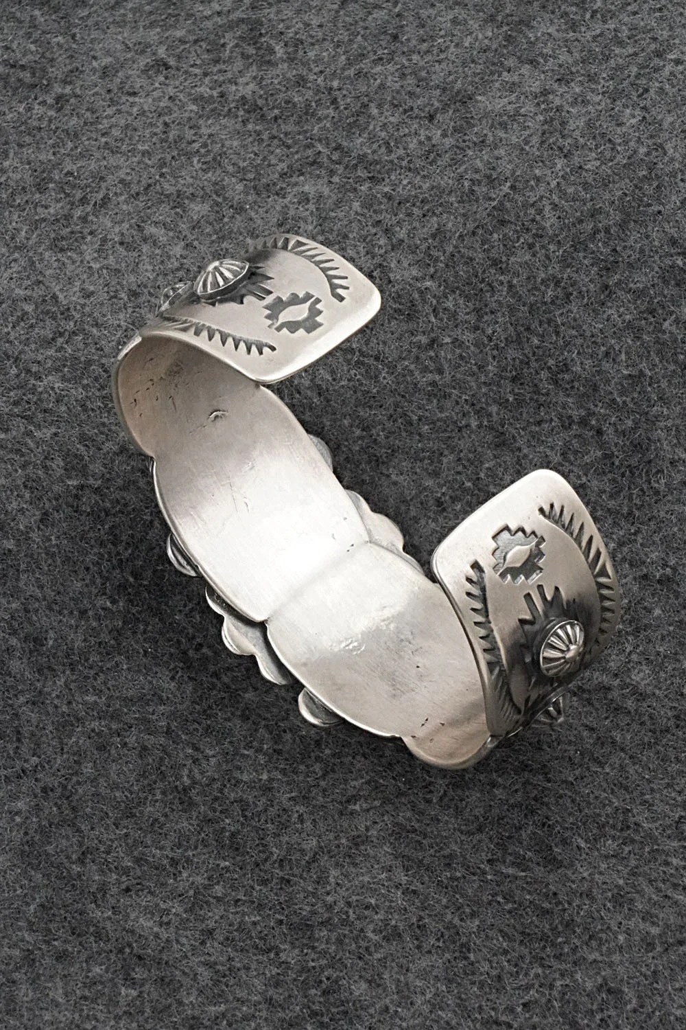 Turquoise & Sterling Silver Bracelet - Andrew Gordon - Image 9