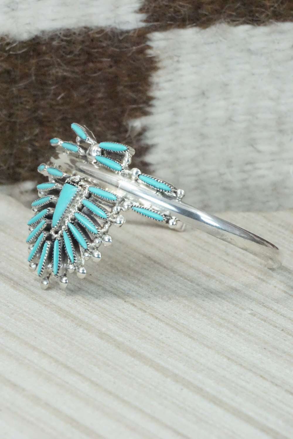 Turquoise & Sterling Silver Jewelry Set - Cordelia Waatsa - Image 10