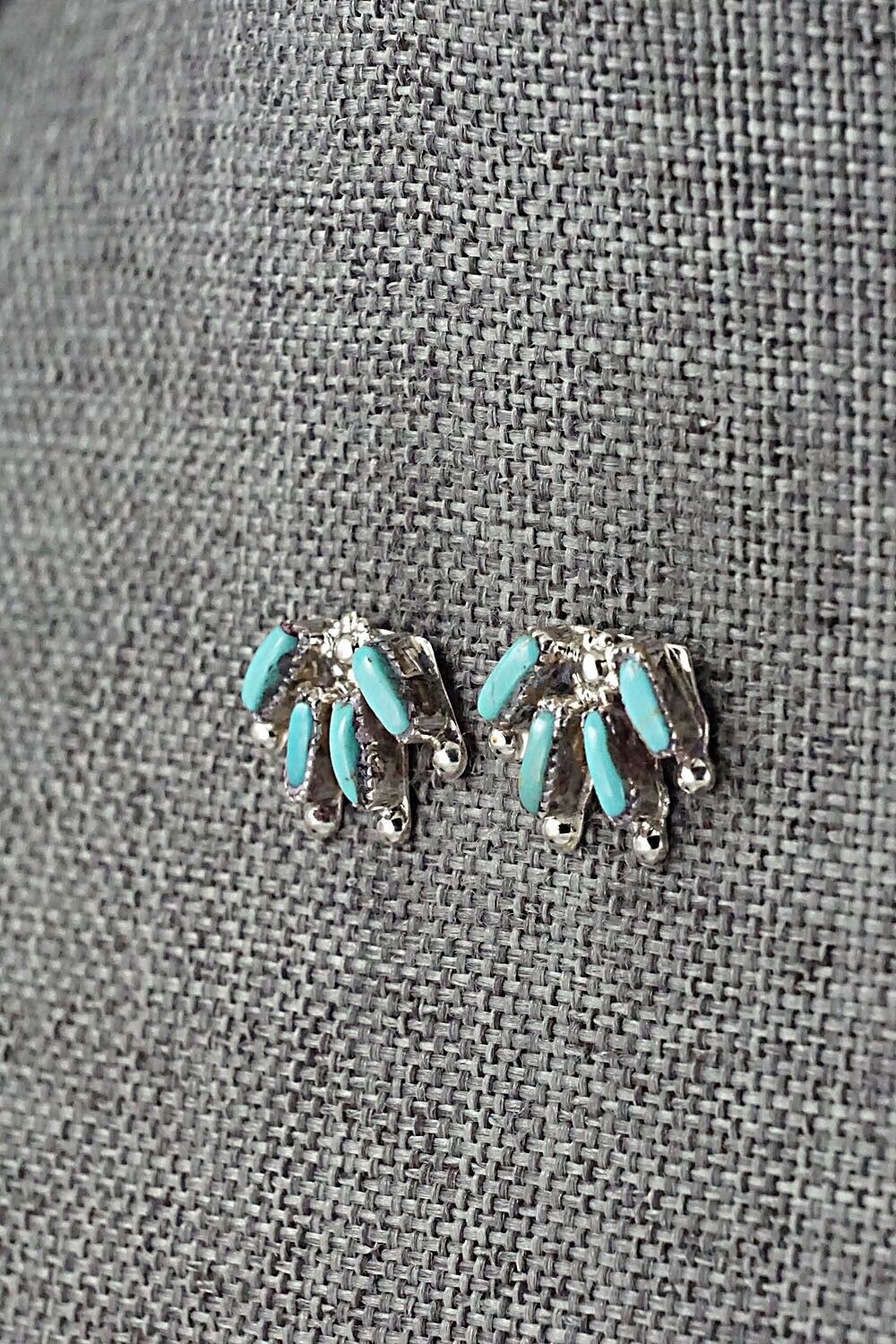 Turquoise & Sterling Silver Necklace and Earrings Set - Veronica Yawakia - Image 9