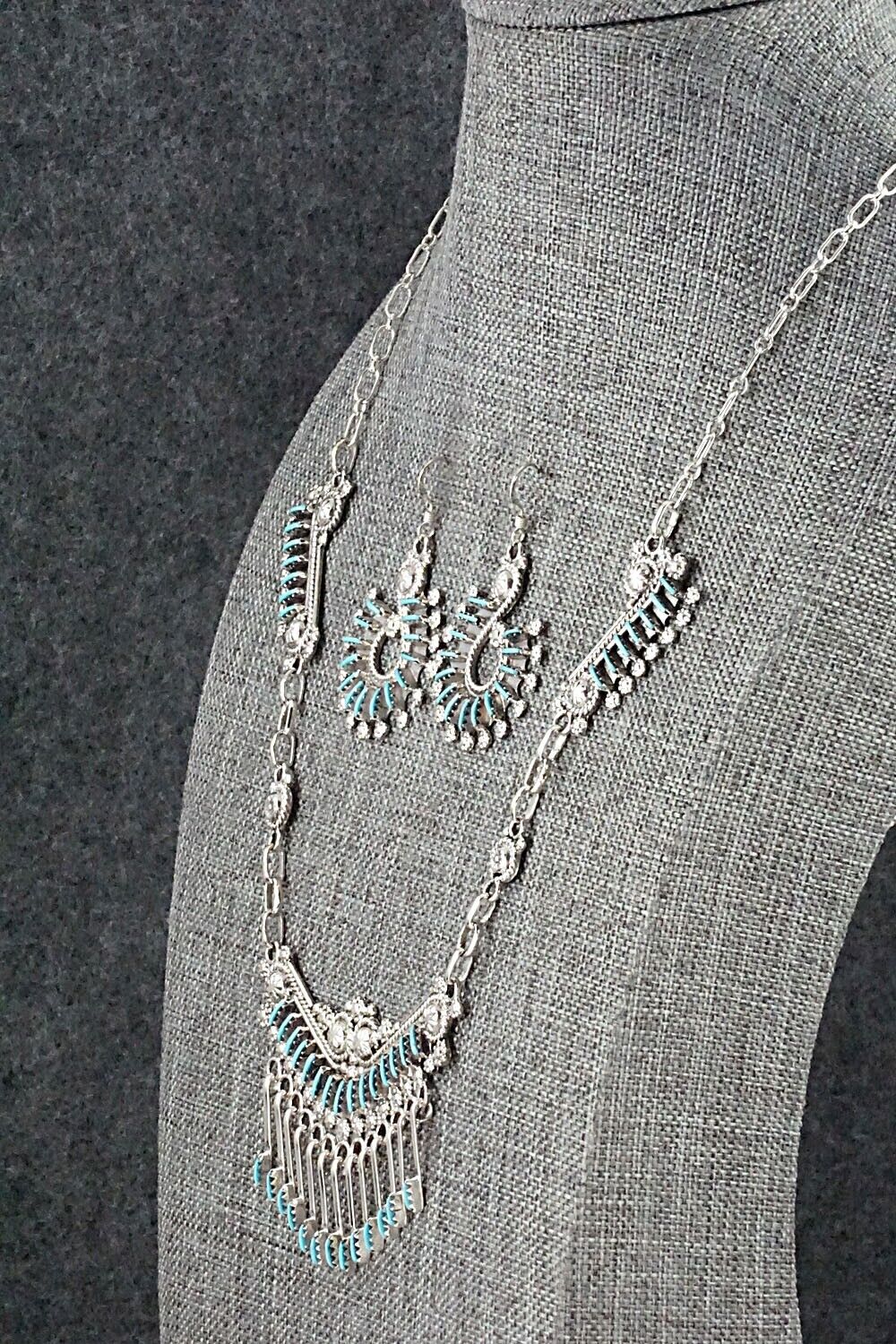 Turquoise & Sterling Silver Necklace Set - Kevin Leekity - Image 3