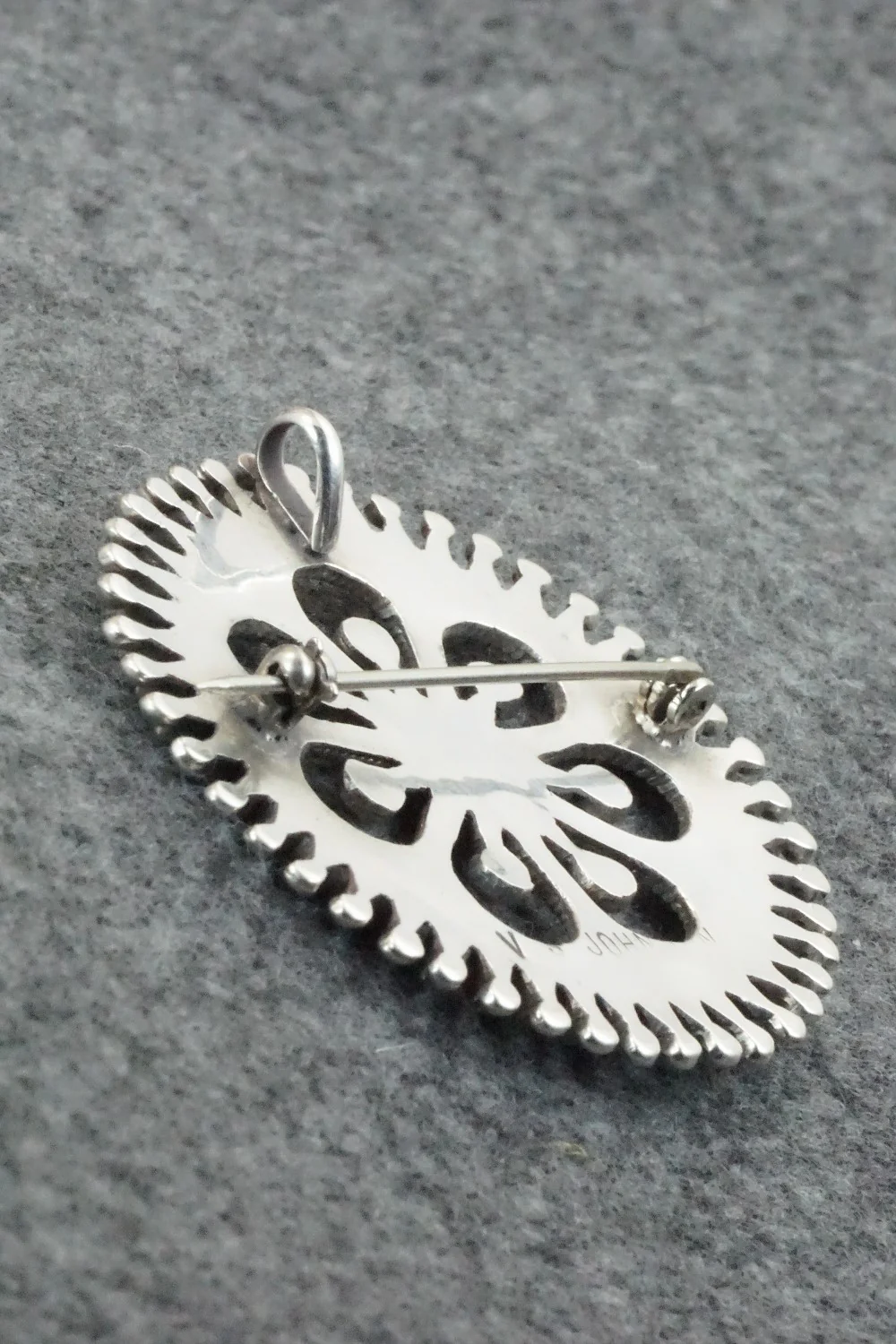 Turquoise & Sterling Silver Pendant/ Pin - Vincent Johnson - Image 6