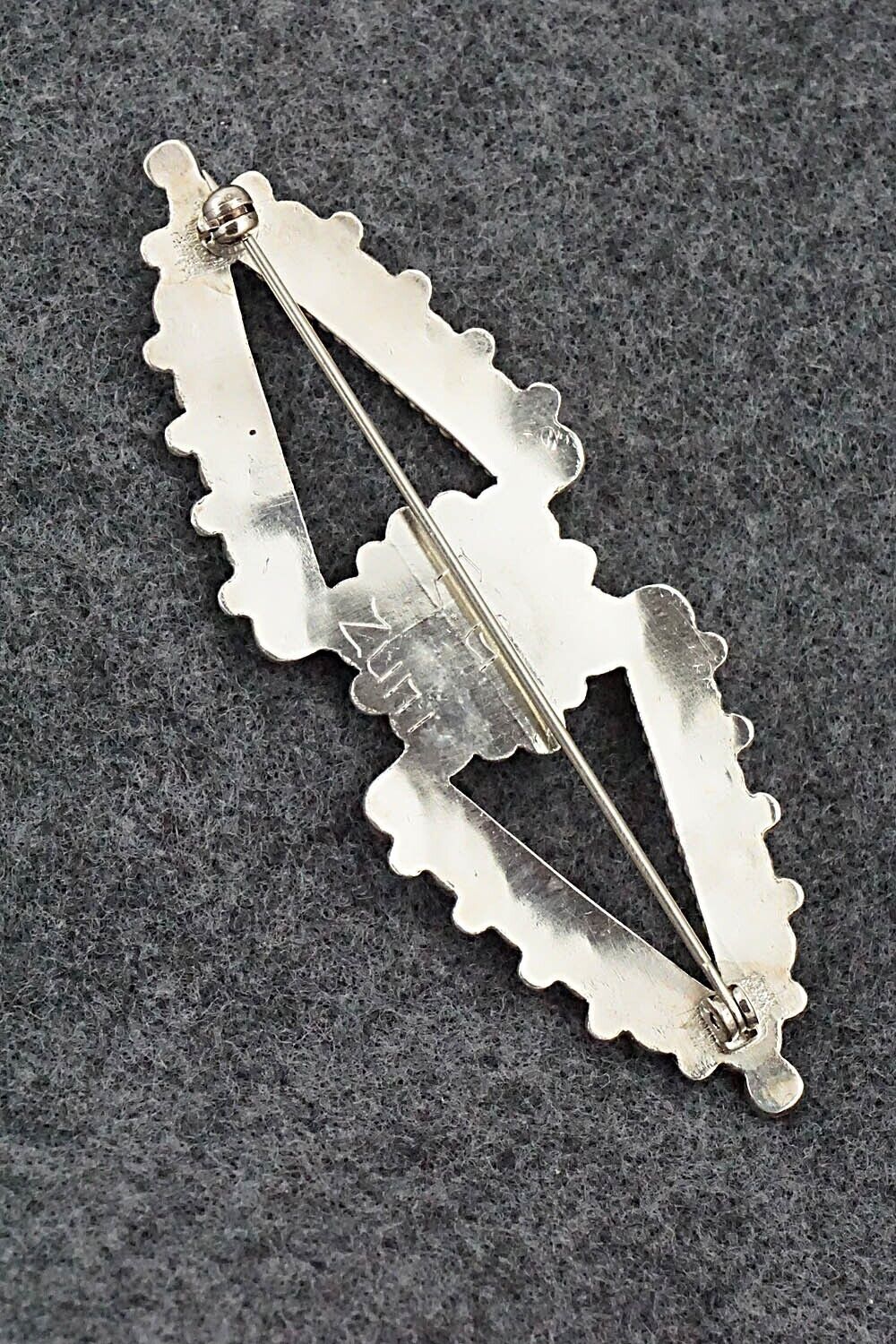 Turquoise & Sterling Silver Pin - E. Gchachu - Image 5