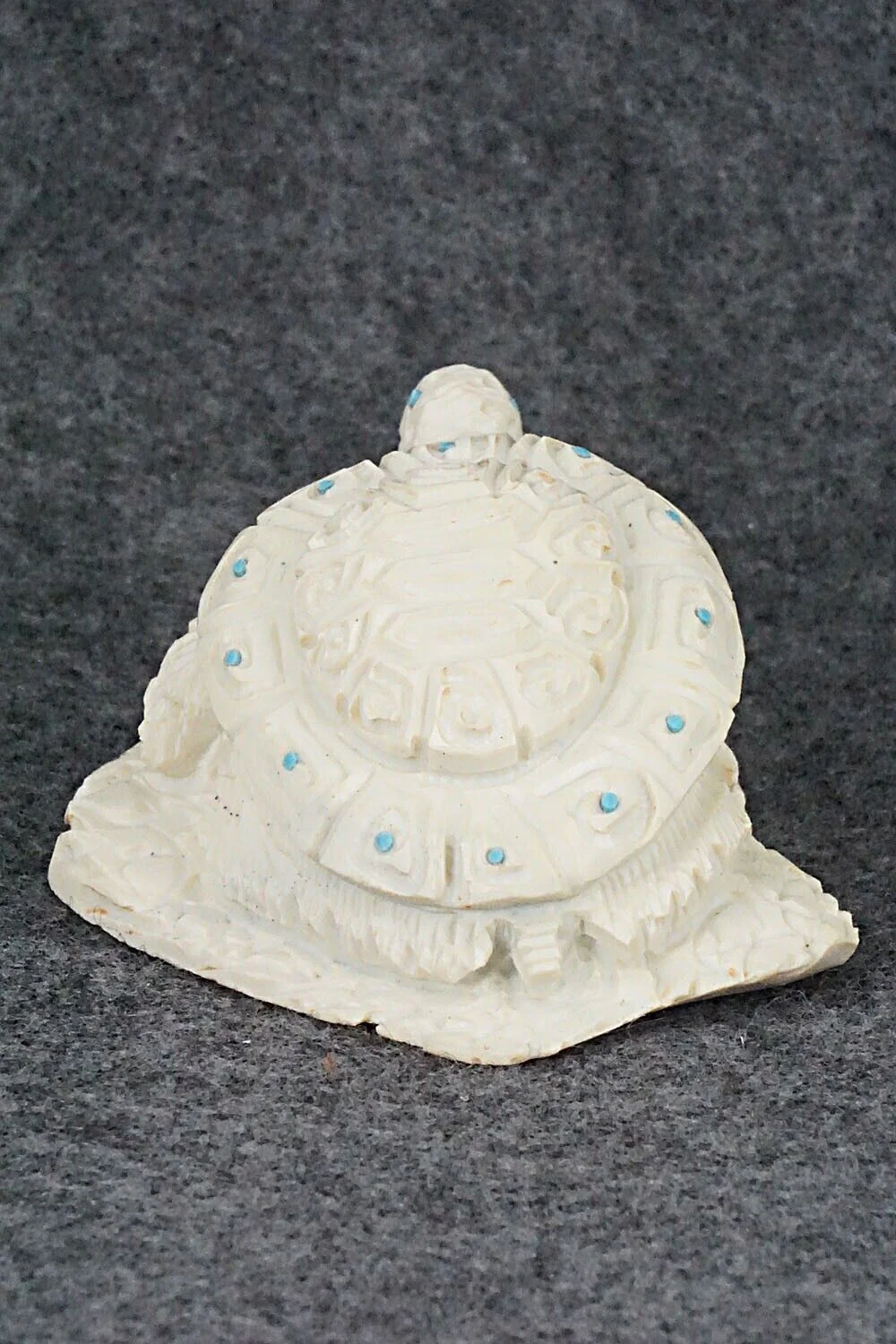 Turtle Zuni Fetish Carving - Adrian Cachini - Image 5