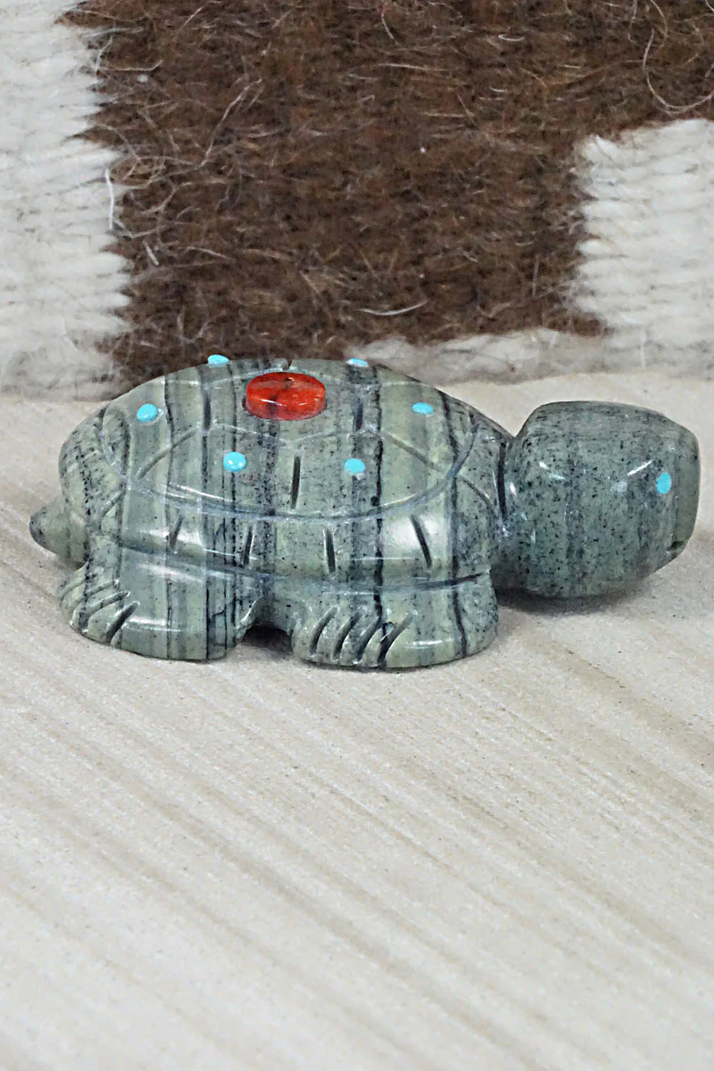 Turtle Zuni Fetish Carving - Reynold Lunasee - Image 4